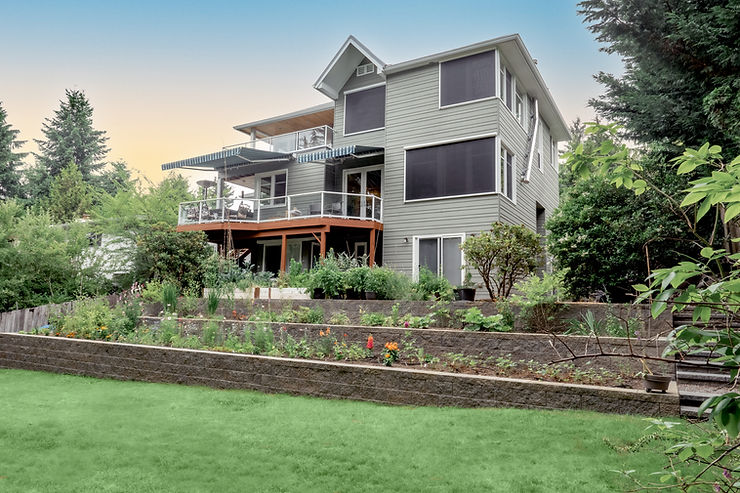 DIY vs. Professional Landscaping in Seattle: What’s Worth the Investment?